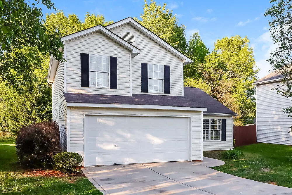 3 bed, 2.5 bath, 1563 sqft, $2,390 — Photo 4