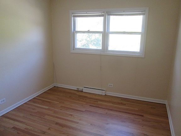 2nd image of 546 Dodge Ave #2