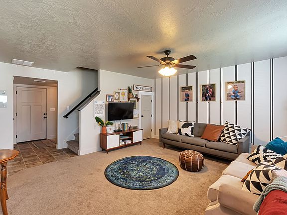 3rd image of 154 N 1325 W