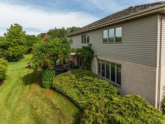 4th image of 2225 Shannon Ct