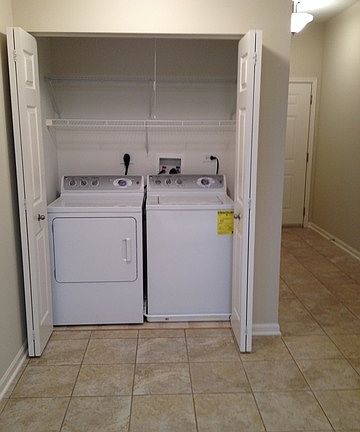 4th image of 3975 Idlewild Ln 200