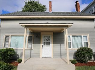 139 Kenyon Ave, Pawtucket, RI 02861