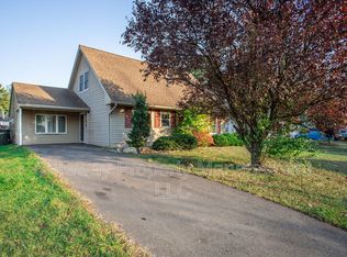 94 Bayberry Ln, Willingboro, NJ 08046