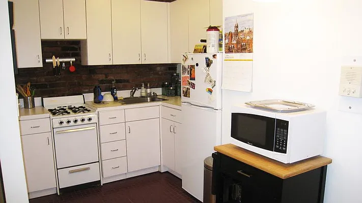 Rented by Fenwick Keats Real Estate | media 13