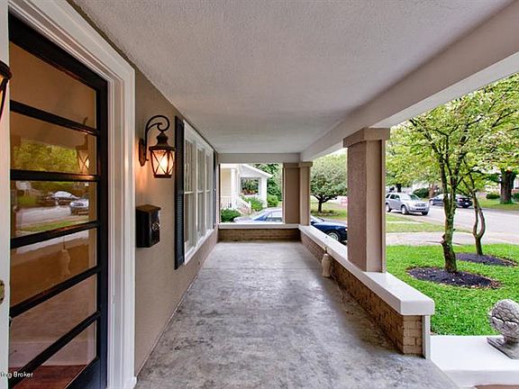 3rd image of 120 Adair Ave