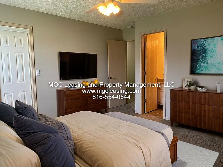 1009 Garden Dr — Photo 7