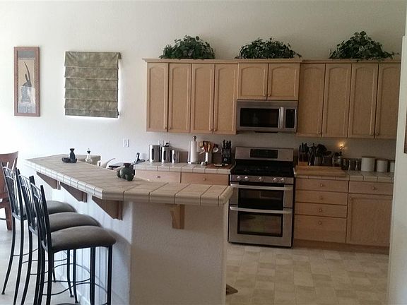 4th image of 606 Donner Pass Ct