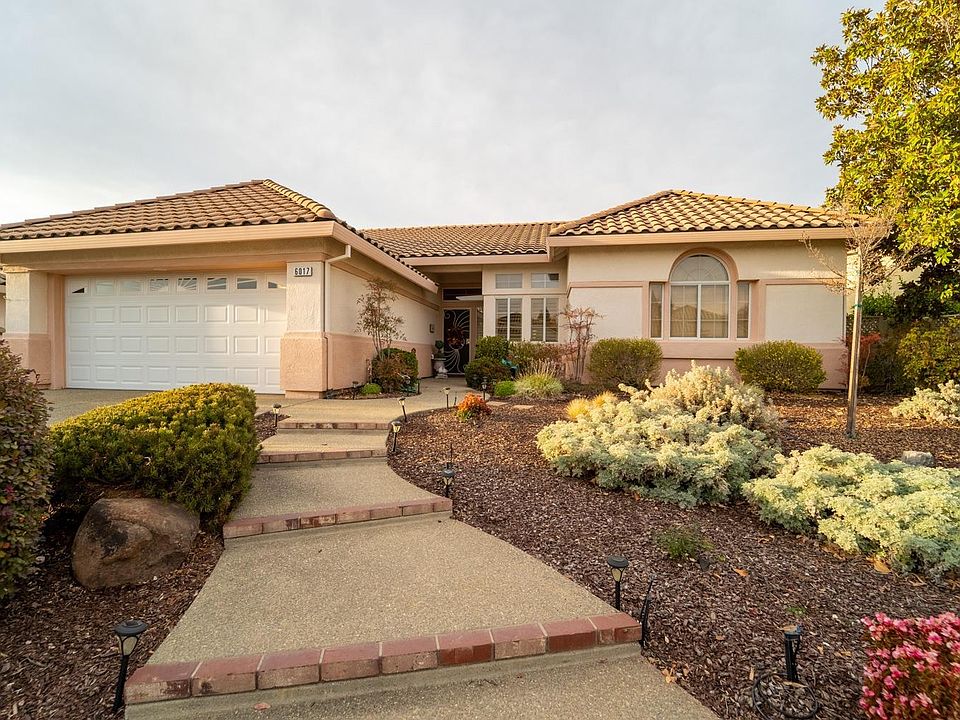 2nd image of 6017 Buckskin Ln