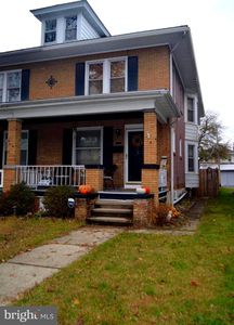 137 E Elm St, Reading, PA, 19607