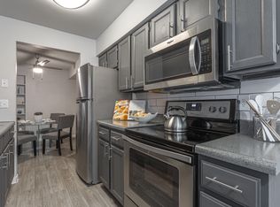 Woodstream Village, Mesa, AZ 85201
