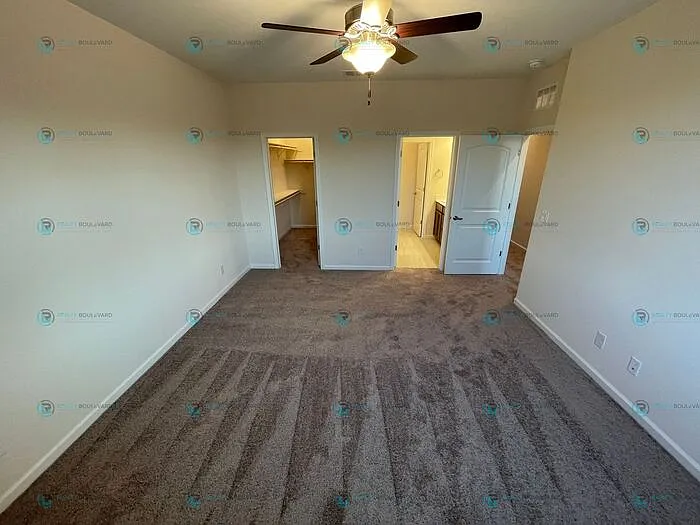 1011 Middle Gate Rd #1011 — Photo 42