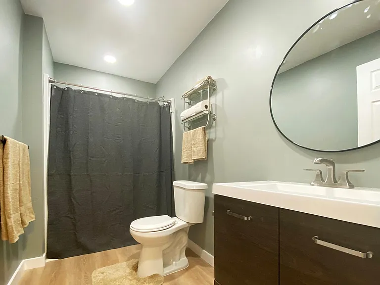 2515 E Ryan Dr #STUDIO — Photo 13
