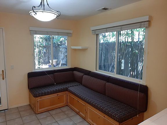 banquet in dining with storage under