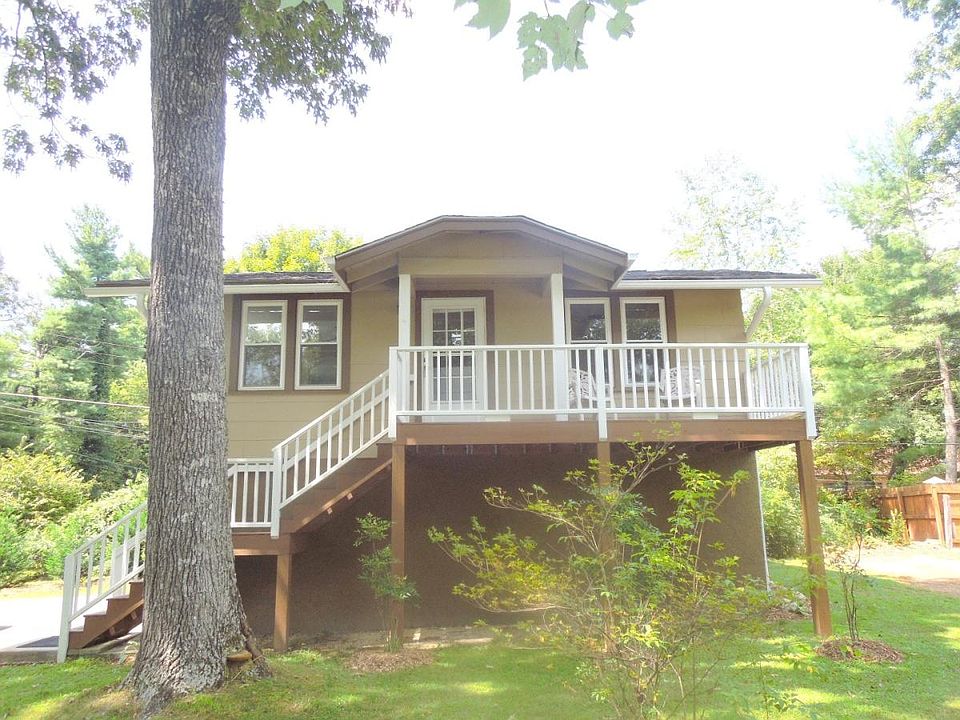 1st image of 335 Woodland Dr