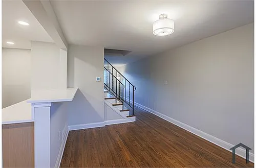 1302 Kenton Rd Photo 1