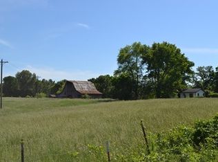 1635 S Lick Creek Rd, Buncombe, IL 62912