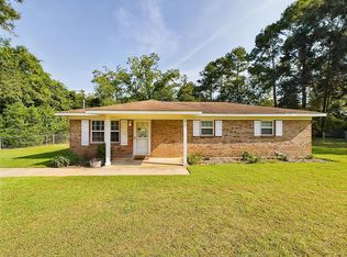 69 Rainbow Rd, Ashford, AL 36312