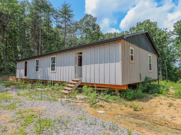 112 Salzer Mountain Rd W, Spencer, TN 38585