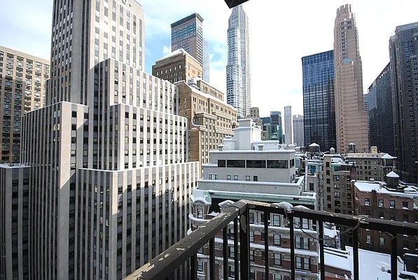 Rented by Bold New York | media 39