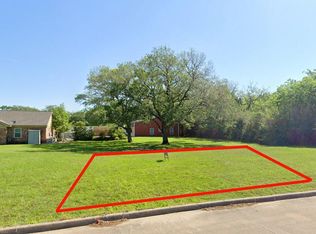 2829 Golf Crest Dr, Wharton, TX 77488