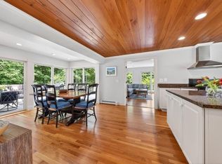 136 S Pleasant St, Hingham, MA 02043