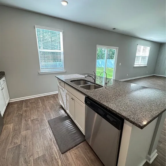 147 Troupe Dr — Photo 12