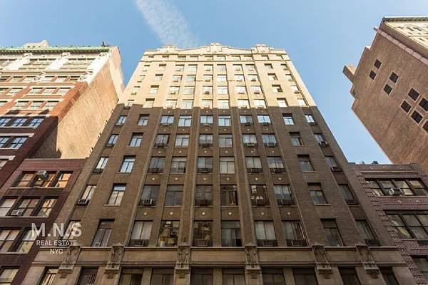 Rented by MNS | media 19