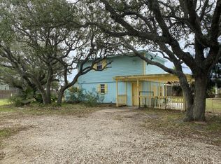 1516 S Ann St, Rockport, TX 78382