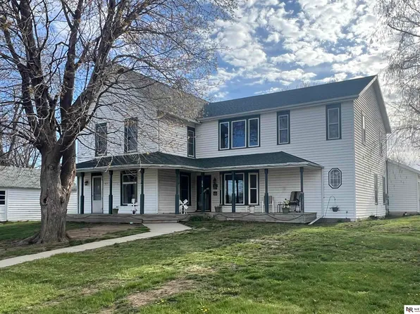 320 N 5th St, Lyons, NE 68038