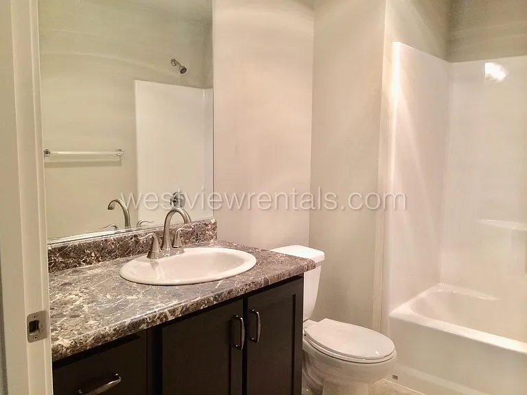 1010 Railroad Ave — Photo 307