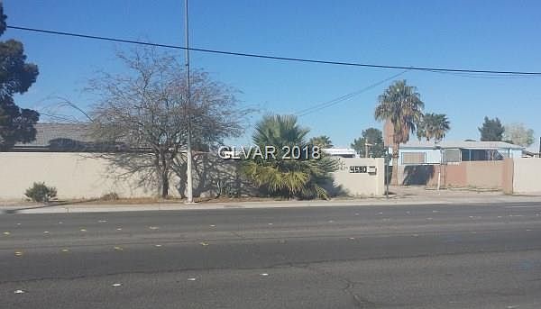 2nd image of 4580 E Carey Ave