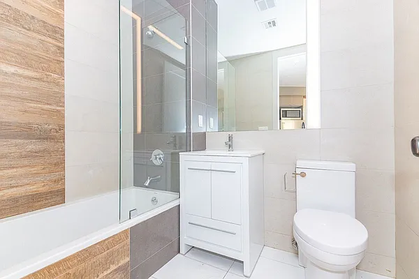 Rented by Hagstrom Management Inc | media 9