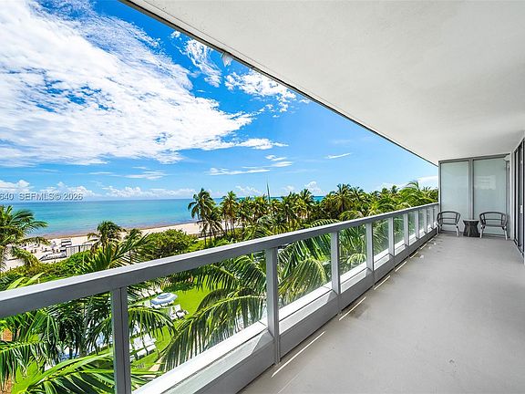 4th image of 4391 Collins Ave #410