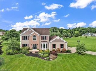 2462 Tamarack Trl, Ravenna, OH 44266