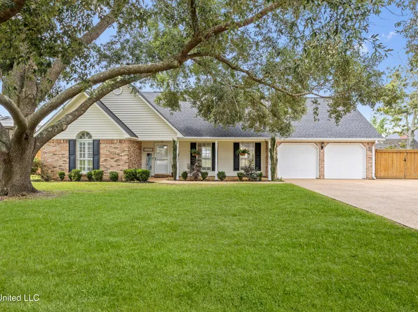 11313 N River Vue Cir, Biloxi, MS 39532