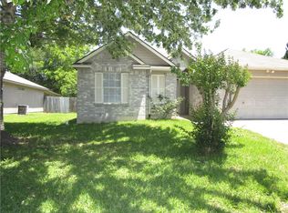 110 Brian Ln, Kyle, TX 78640