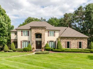 2 Danforth Dr, Voorhees, NJ 08043