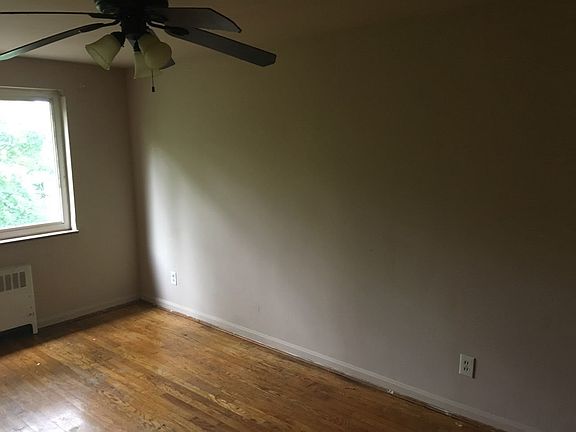 4th image of 5851 Monfort Hills Ave APT 4