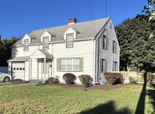 109 Pilgrim Rd, Springfield, MA 01118