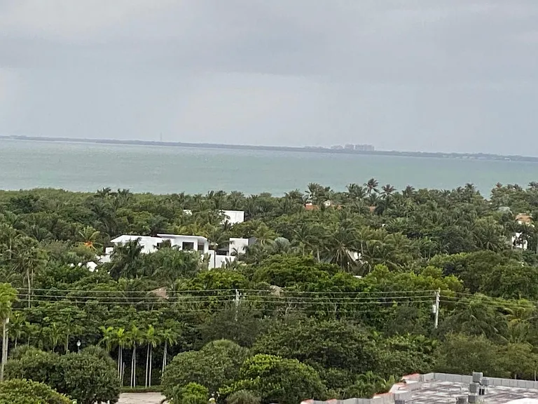 881 Ocean Dr #10E — Photo 11