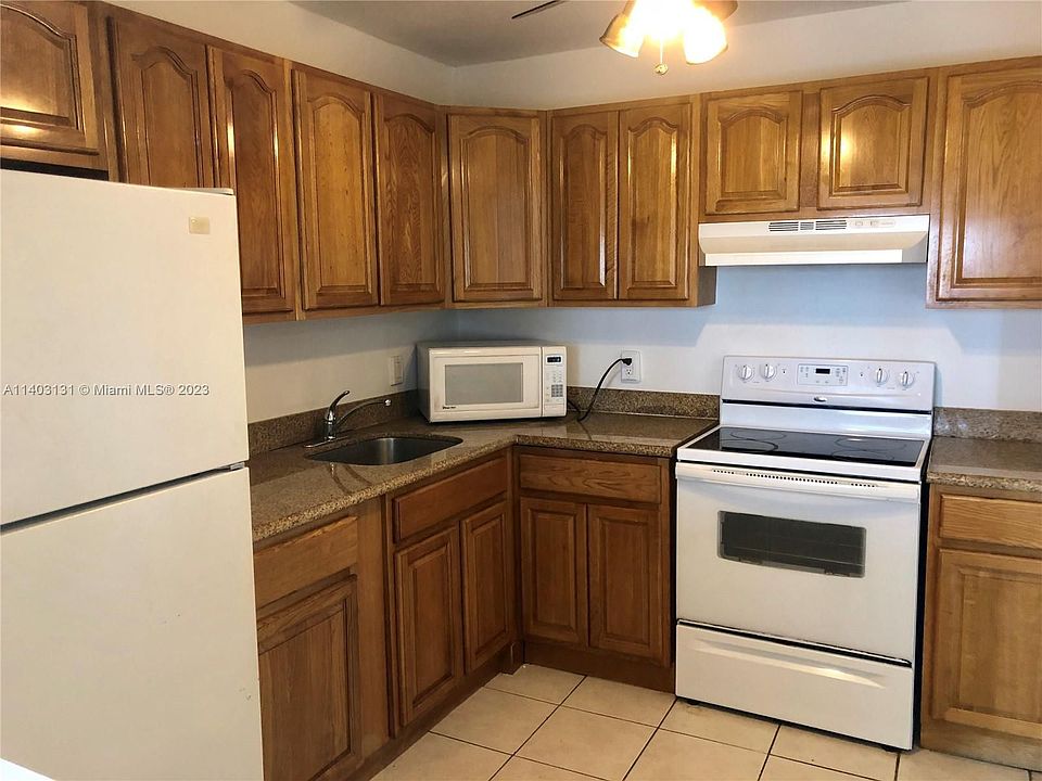 1st image of 1300 NE Miami Gardens Dr APT 804E