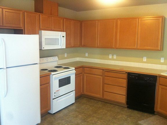 2nd image of 10406 140th St Ct E Unit 80
