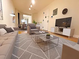 Rented by MOTION New York