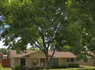 3426 Point East Dr, Mesquite, TX 75150
