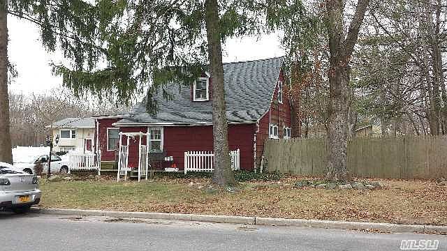2nd image of 172 Jefferson Ave