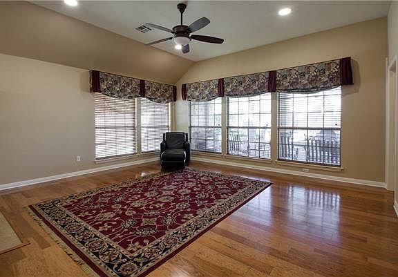 3rd image of 4029 Sable Oaks Dr