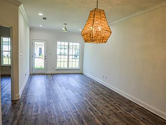 2nd image of 2651 S Juniper St #2101