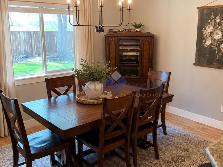708 S Woodhaven Ave — Photo 12