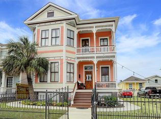 1321 25th St, Galveston, TX 77550