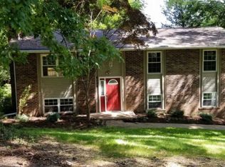 6008 Ridgewood Rd, Knoxville, TN 37918